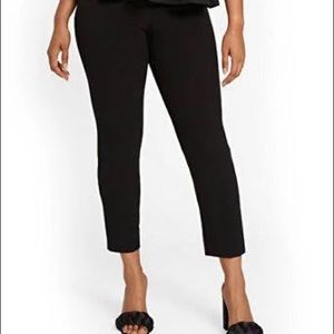 7th avenue design studio New York and co black crop pant slim leg stretch